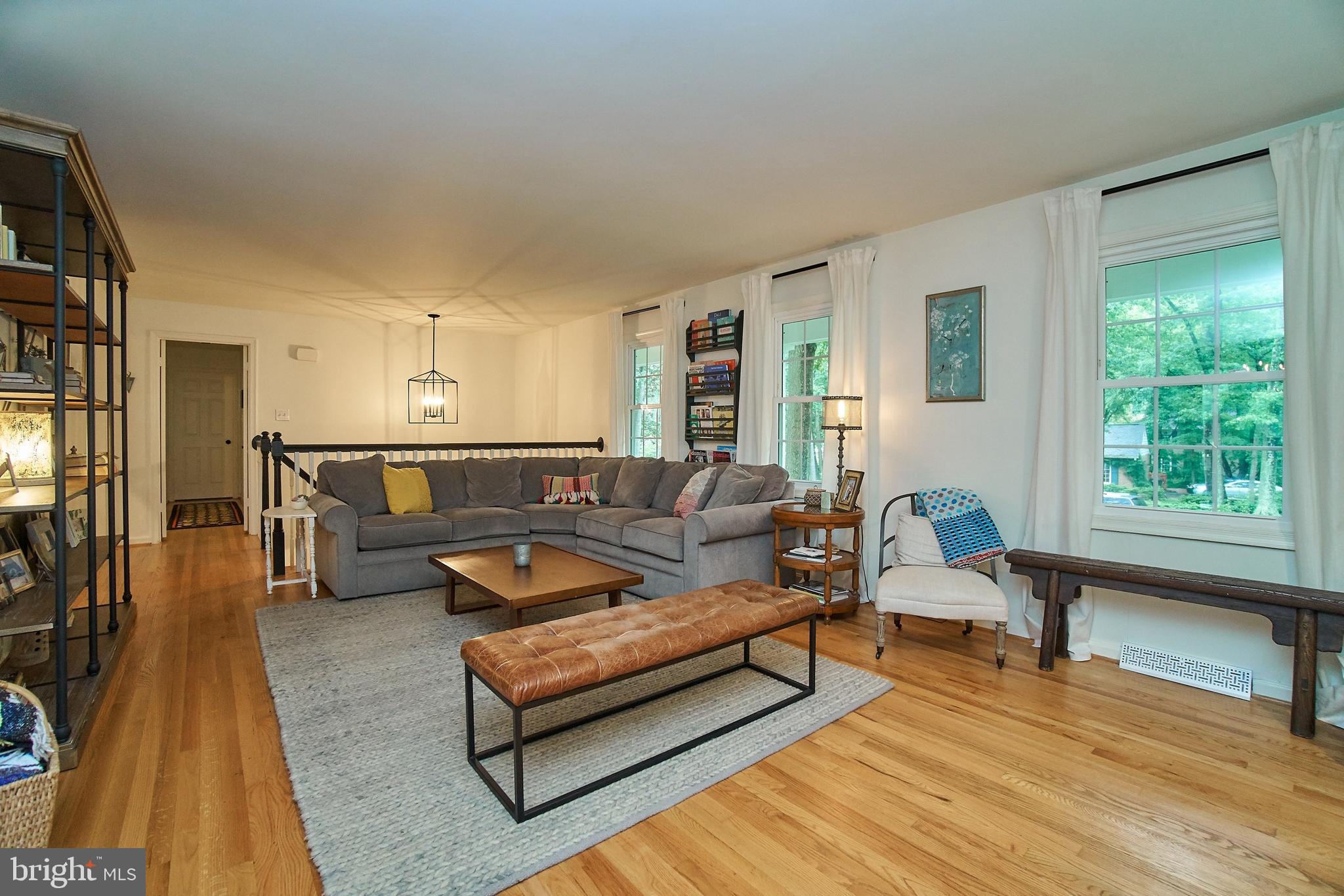2358 Paddock Lane Reston, VA 20191 - Photo 7 of 38