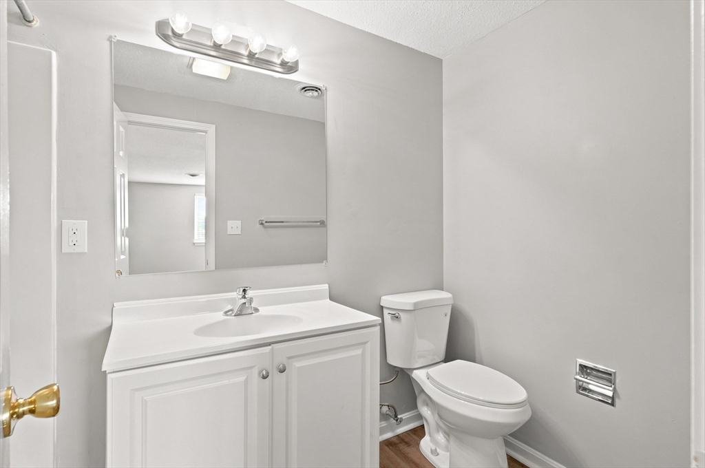 255 North Road, Unit 158 Chelmsford, MA 01824 - Photo 28 of 39