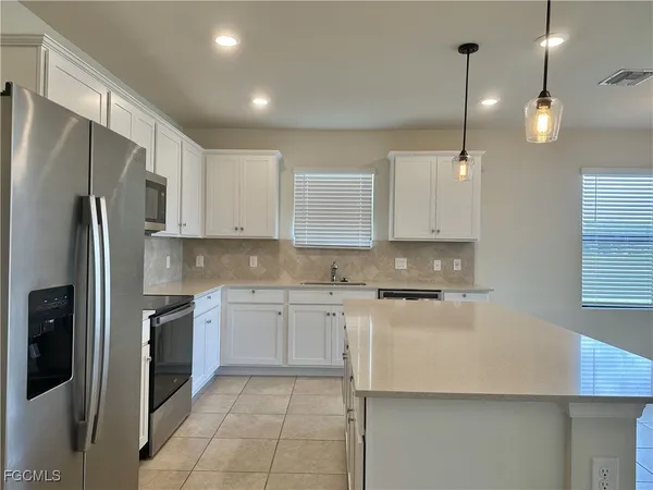 $1,900 | 16027 Enclaves Cove Drive, North Fort Myers, FL 33917
