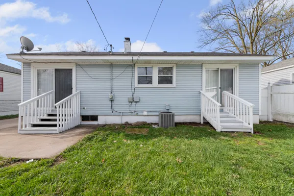 $200,000 | 32304 Hazelwood Street, Westland, MI 48186