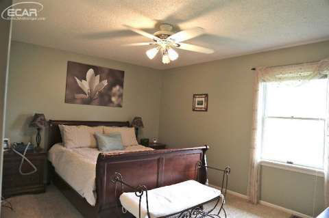 2525 South State Road Davison, MI 48423 - Photo 15 of 39 20442675-14.JPG