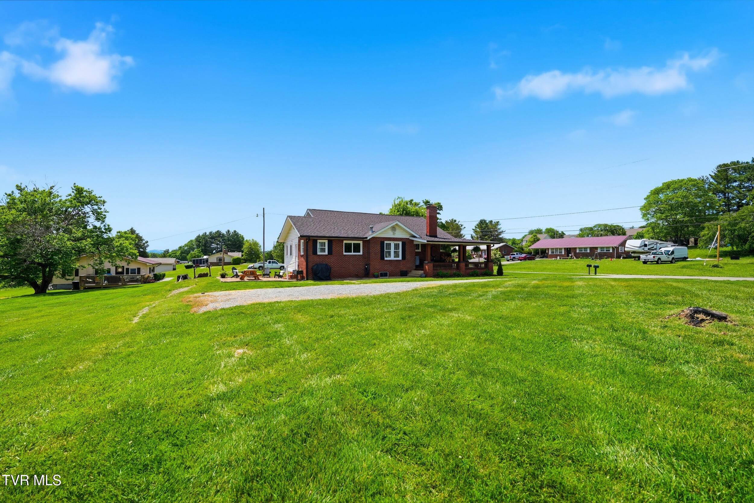 543 North Austin Springs Road Piney Flats, TN 37686 - Photo 42 of 48 42_dsc07523