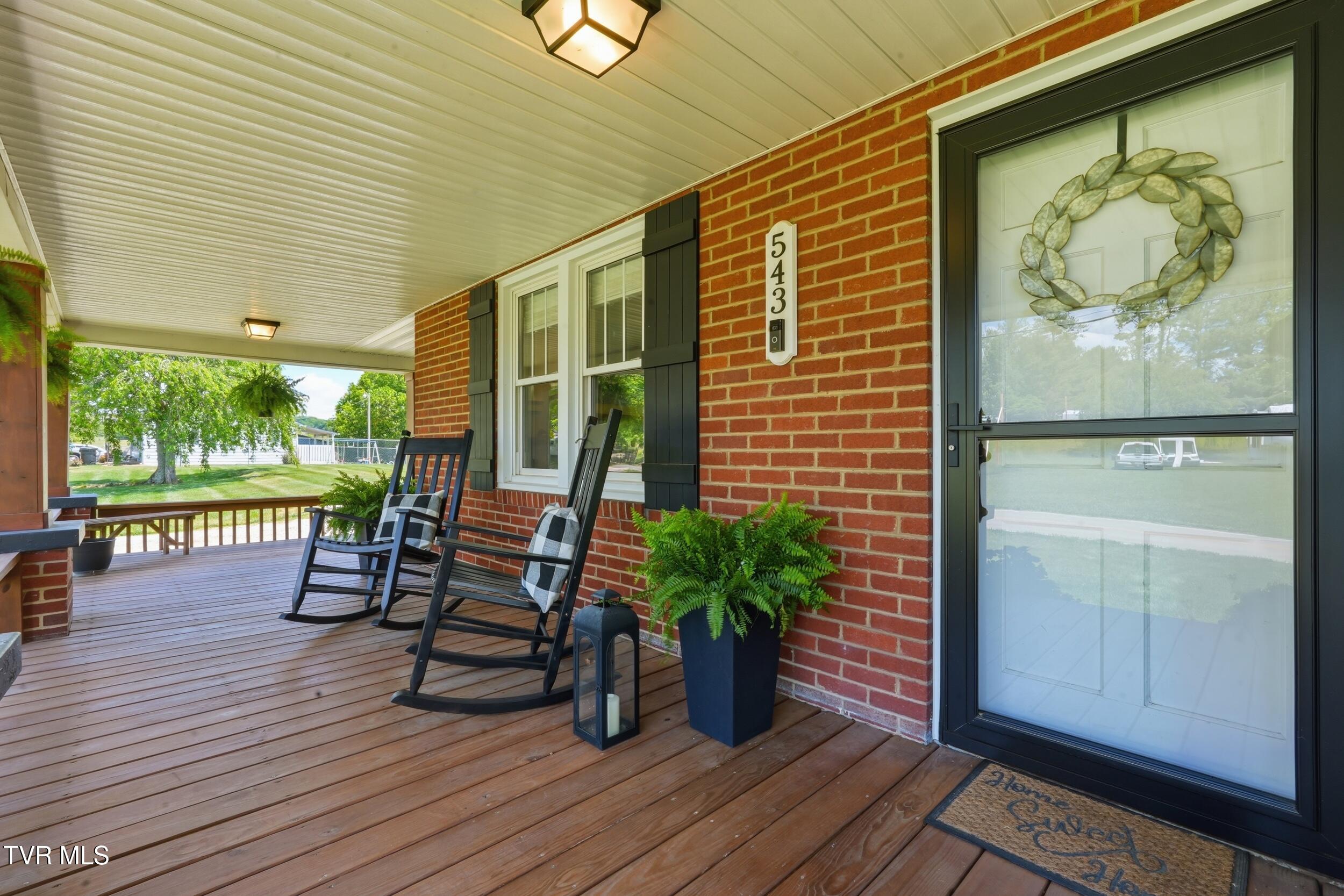 543 North Austin Springs Road Piney Flats, TN 37686 - Photo 6 of 48 6_dsc07387