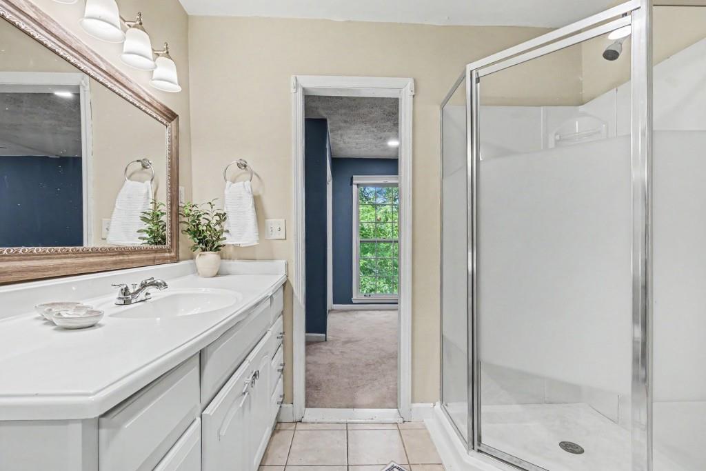 1104 Moorestown Circle Decatur, GA 30033 - Photo 4 of 40