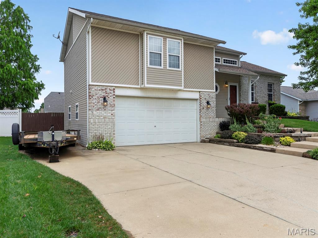 125 North 8th Street Dupo, IL 62239 - Photo 3 of 38