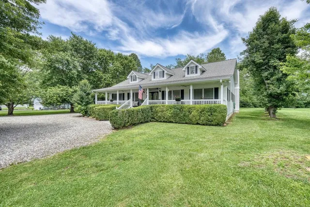 $559,999 | 162 Grandview Drive, Young Harris, GA 30582