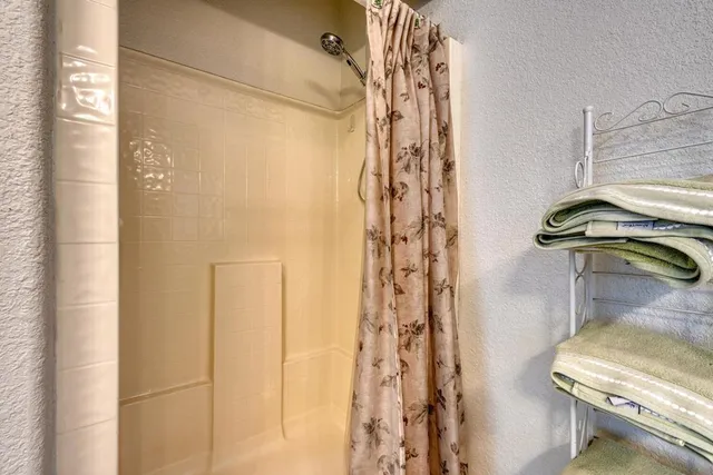 $559,999 | 162 Grandview Drive, Young Harris, GA 30582