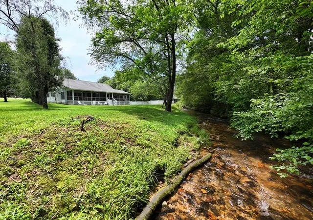 $559,999 | 162 Grandview Drive, Young Harris, GA 30582