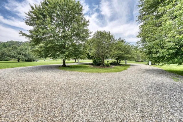 $559,999 | 162 Grandview Drive, Young Harris, GA 30582