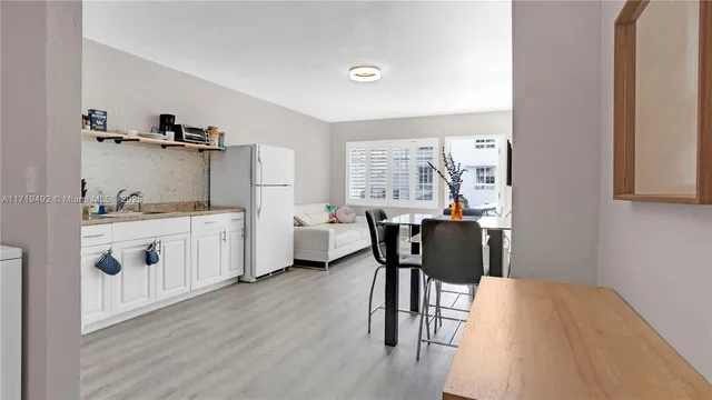 $1,850 | 4201 Indian Creek Drive, Unit 4, Miami Beach, FL 33140