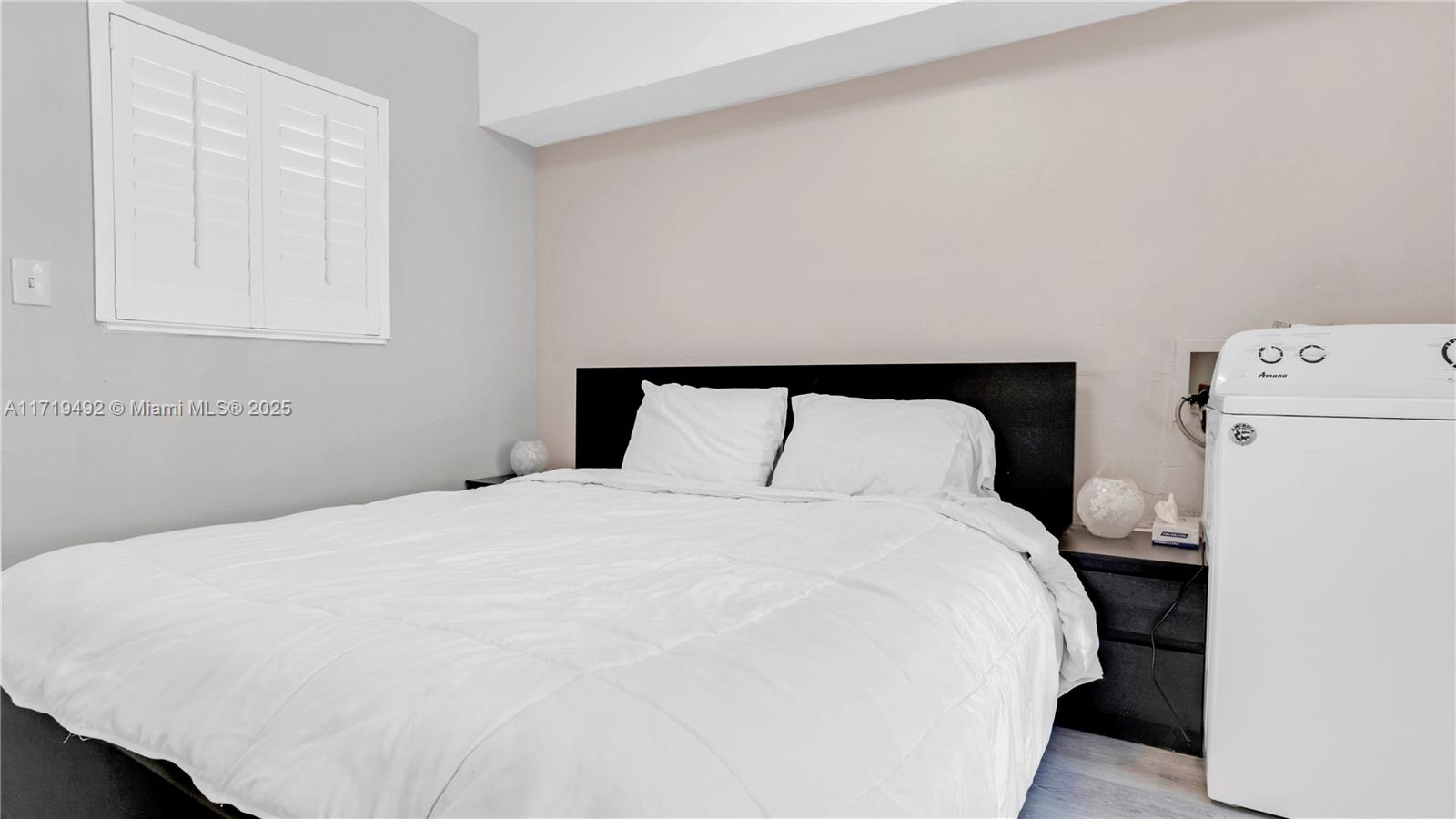 4201 Indian Creek Drive, Unit 4 Miami Beach, FL 33140 - Photo 7 of 15