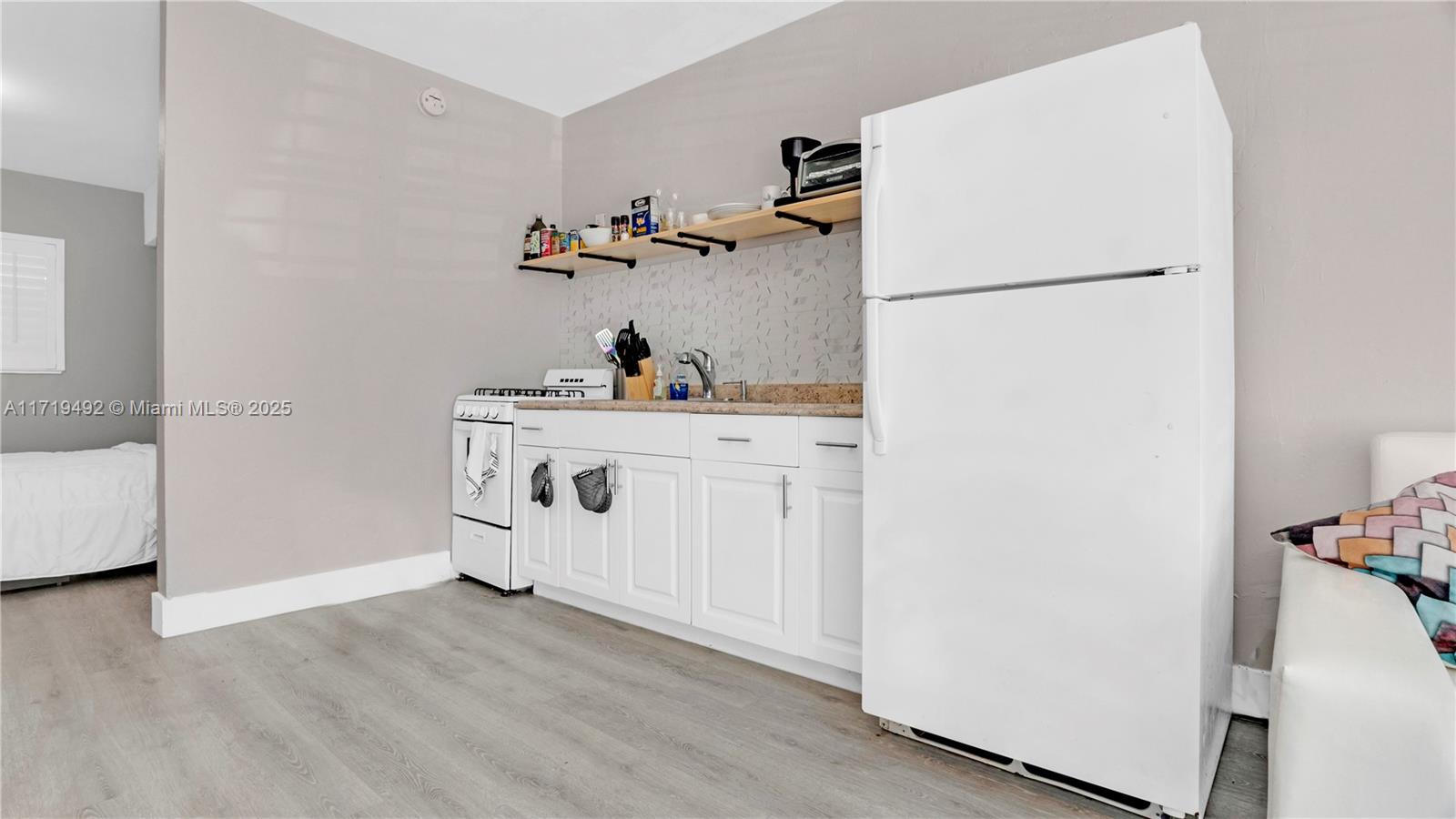 4201 Indian Creek Drive, Unit 4 Miami Beach, FL 33140 - Photo 9 of 15