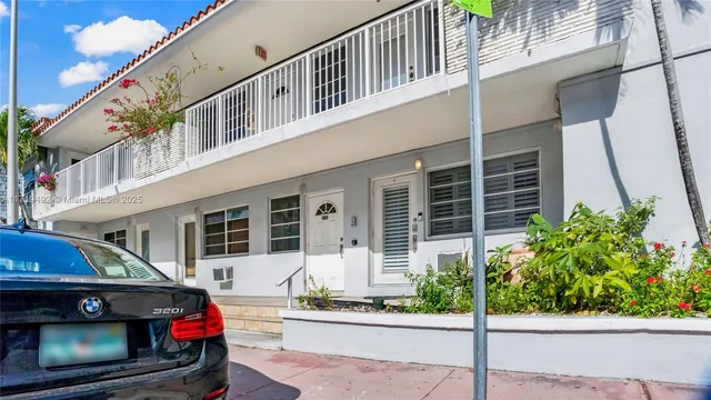 $1,850 | 4201 Indian Creek Drive, Unit 4, Miami Beach, FL 33140