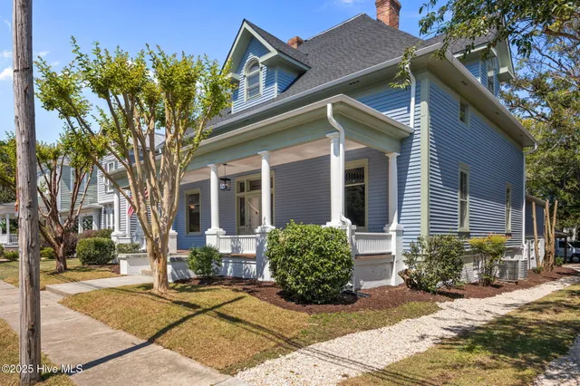 $1,199,900 | 620 West 2nd Street, Washington, NC 27889