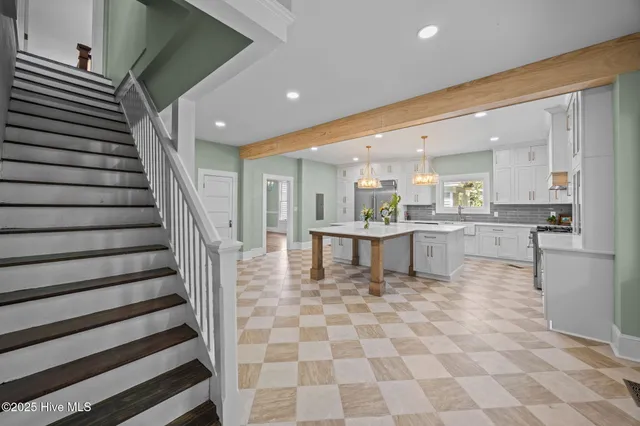 $1,199,900 | 620 West 2nd Street, Washington, NC 27889