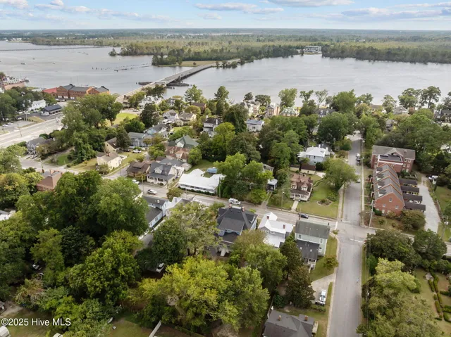 $1,199,900 | 620 West 2nd Street, Washington, NC 27889