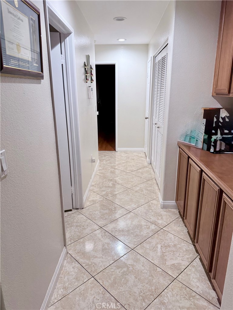 916 Roxanne Drive Hemet, CA 92543 - Photo 22 of 32