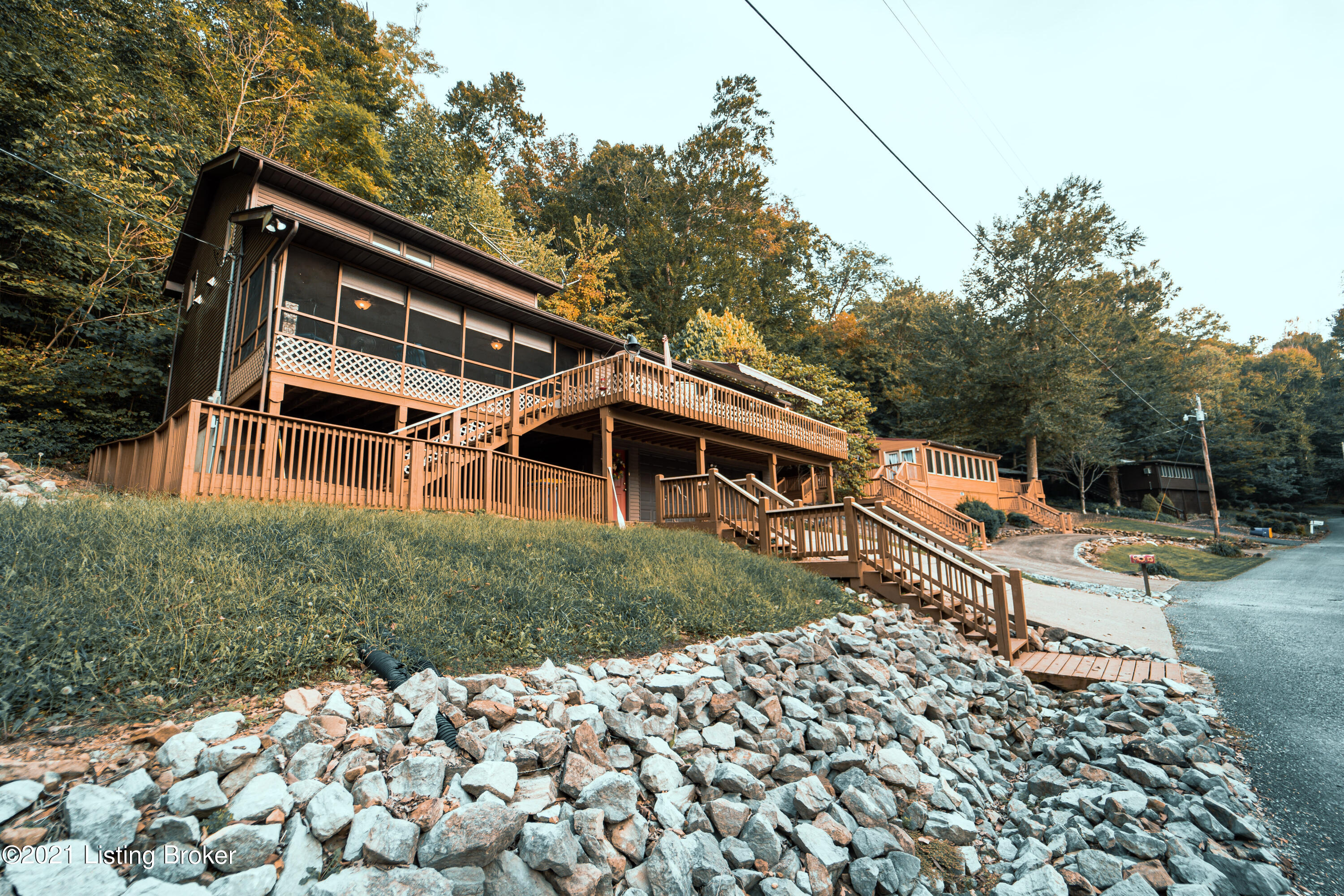 552 Out Post Road Leitchfield, KY 42754 - Photo 1 of 55 Front