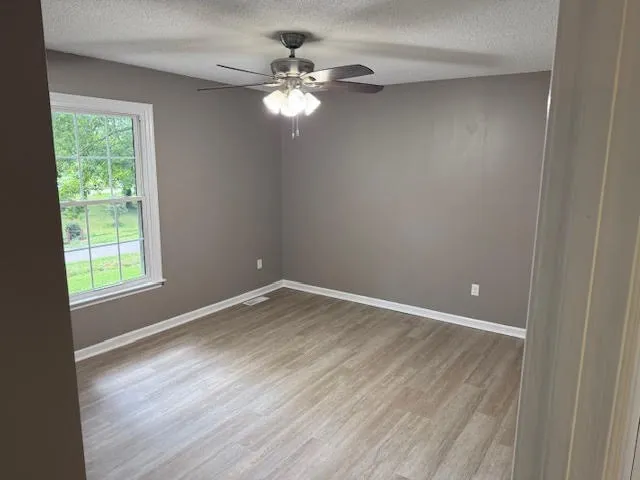 $1,695 | 446 Treetop Trail, Lawrenceburg, TN 38464