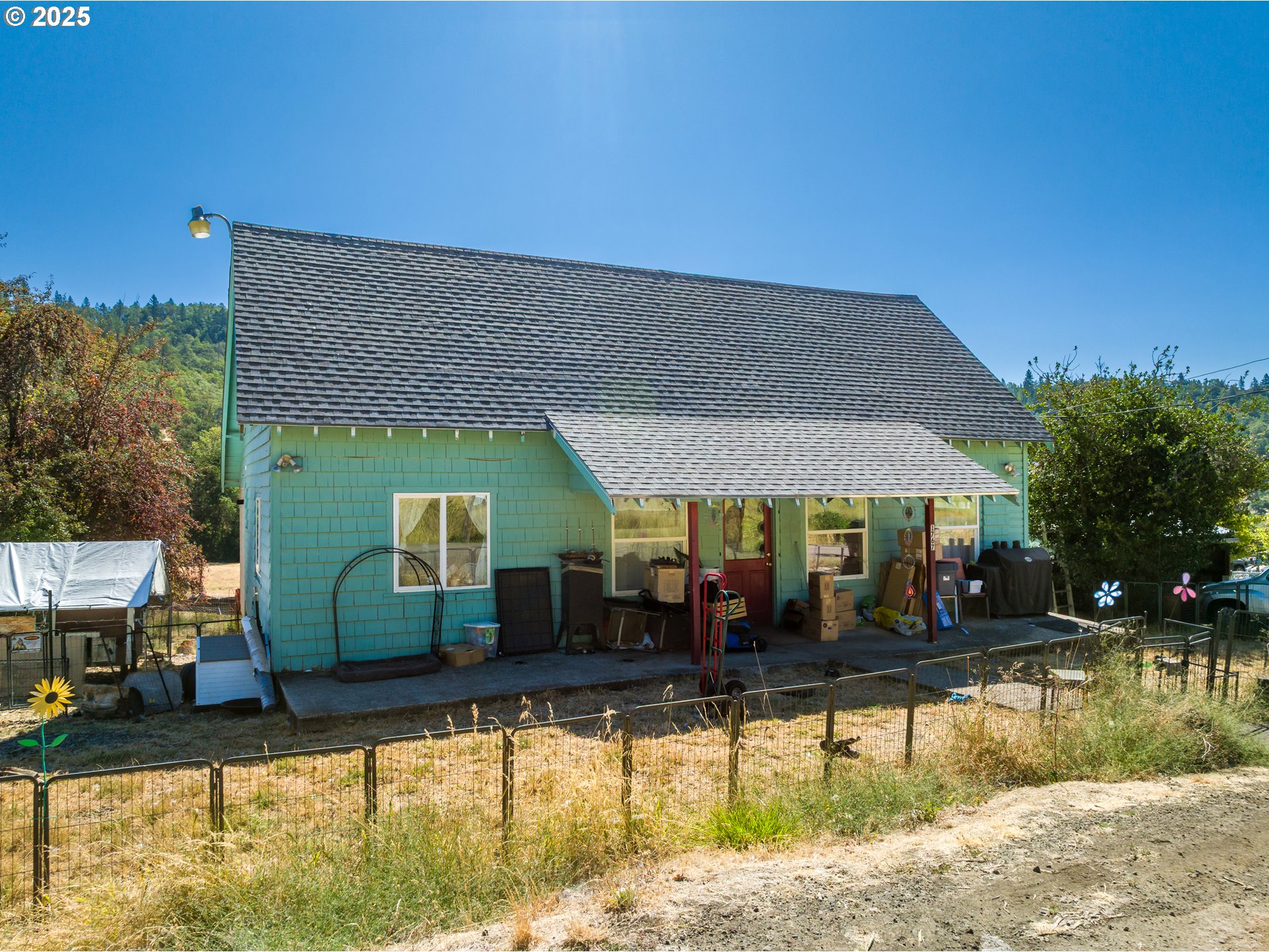 1745 Rifle Range Street Roseburg, OR 97470 - Photo 17 of 48 2nd Residence