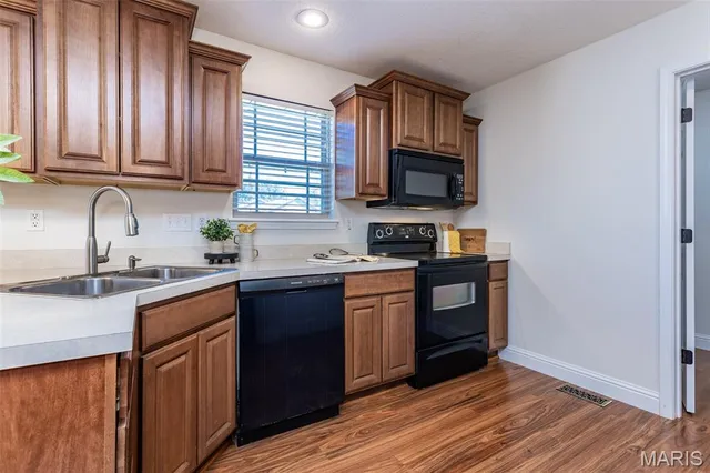 $279,900 | 427 East Donnewald Street, Worden, IL 62097