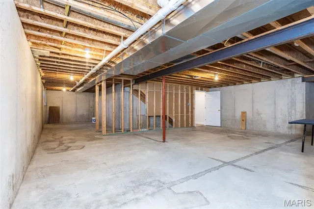 $279,900 | 427 East Donnewald Street, Worden, IL 62097