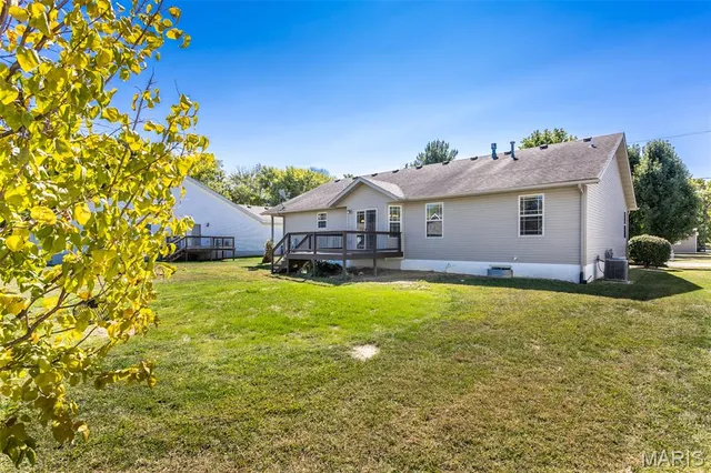 $279,900 | 427 East Donnewald Street, Worden, IL 62097