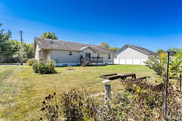 $279,900 | 427 East Donnewald Street, Worden, IL 62097