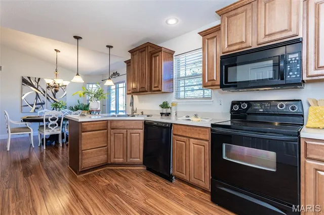 $279,900 | 427 East Donnewald Street, Worden, IL 62097