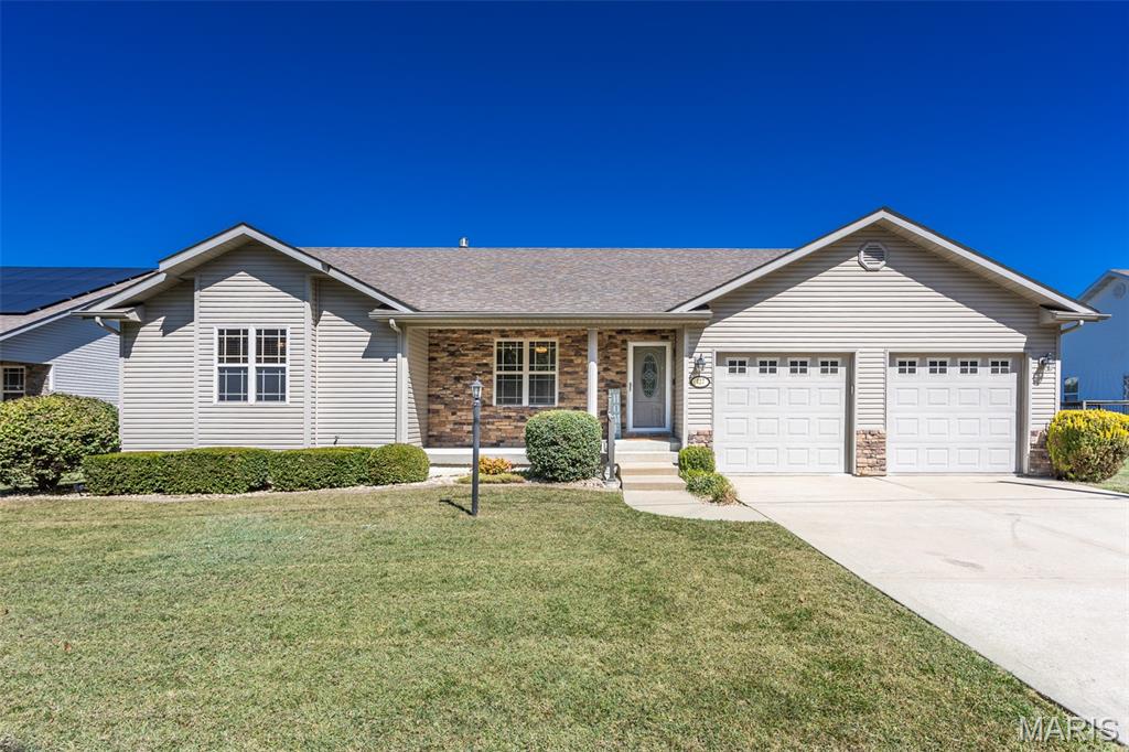 427 East Donnewald Street Worden, IL 62097 - Photo 5 of 33