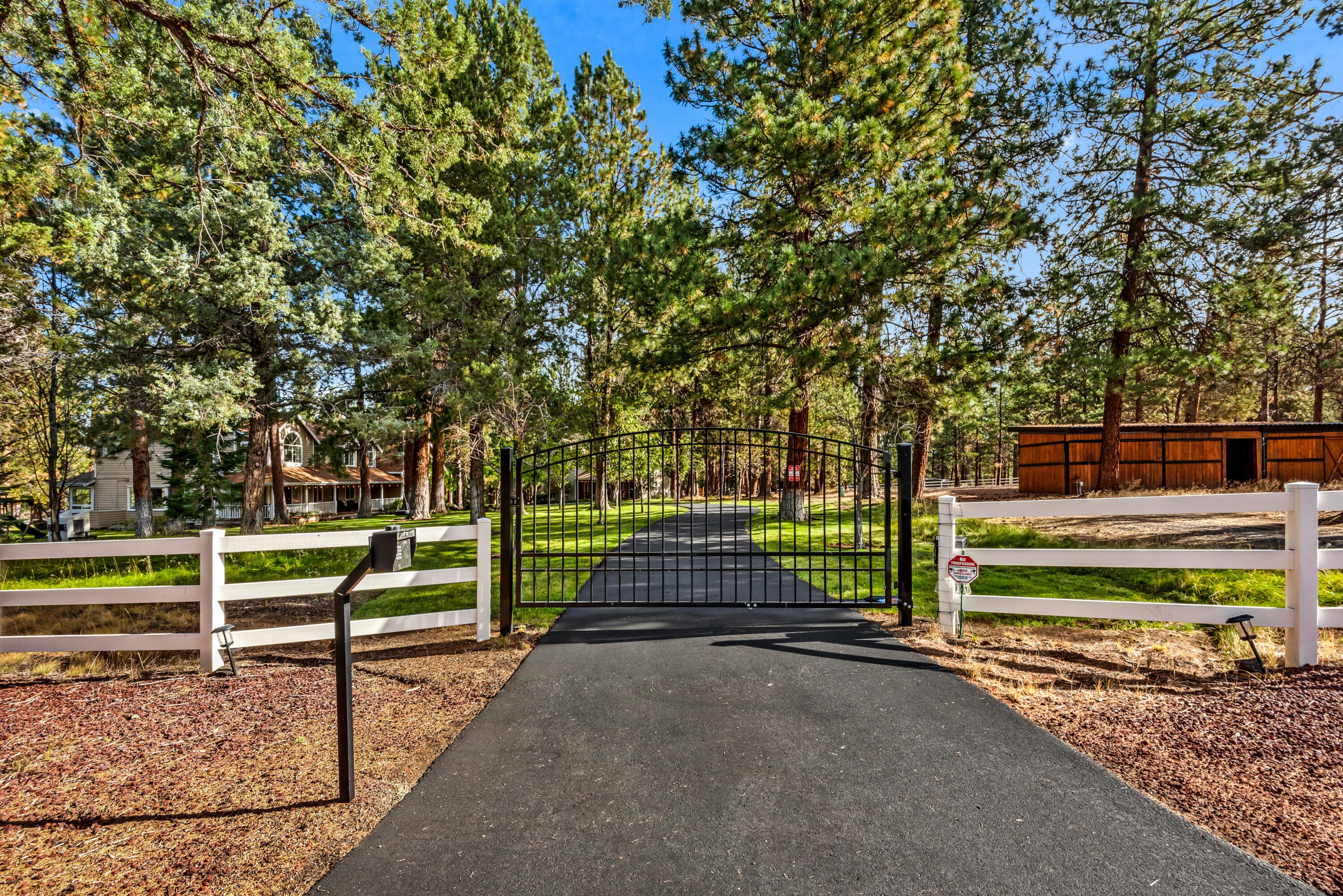 69550 Deer Ridge Road Sisters, OR 97759 - Photo 69 of 69 65