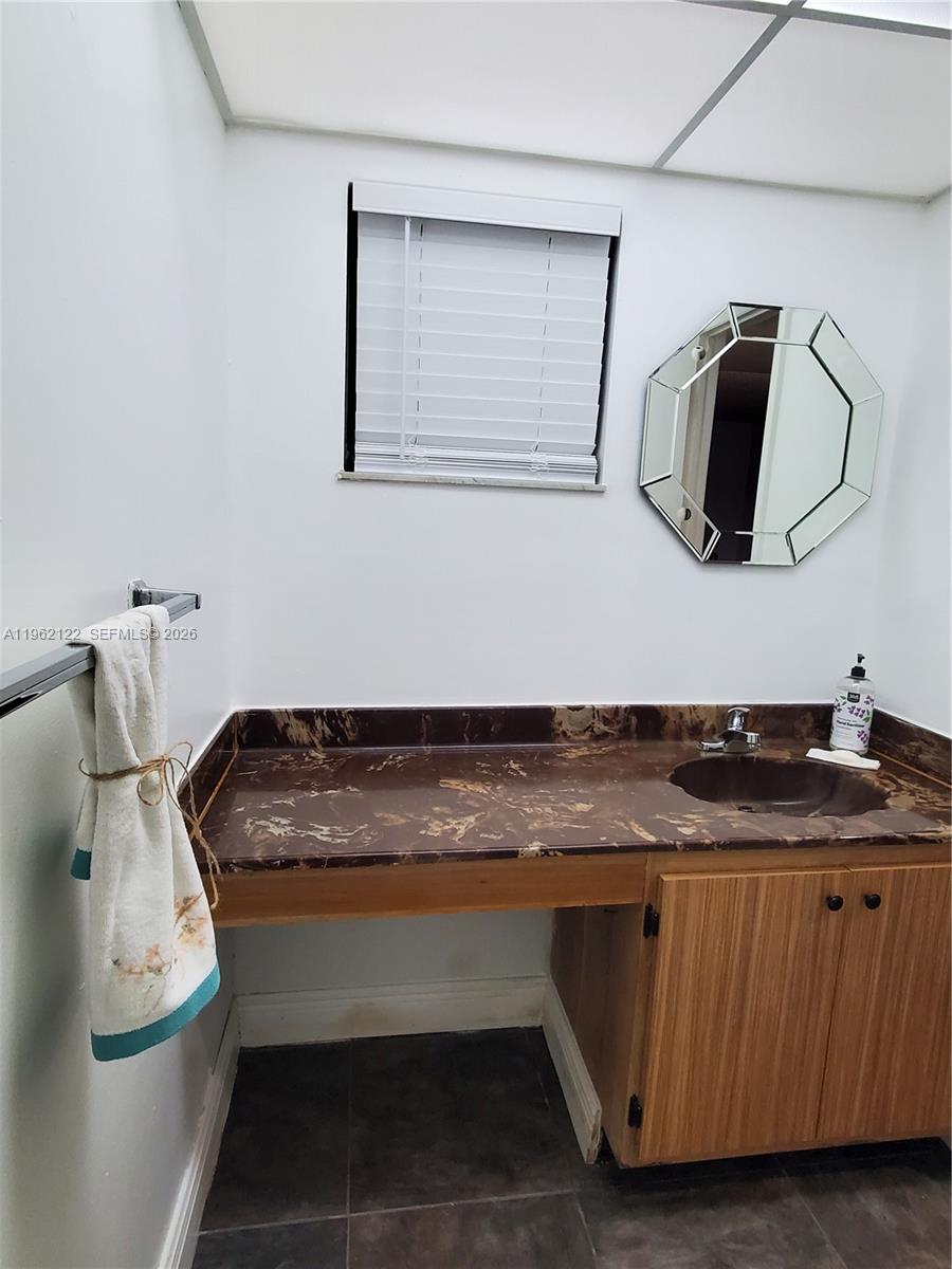 8075 Southwest 107th Avenue, Unit 121 Miami, FL 33173 - Photo 7 of 13 Half Bath