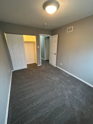 $209,000 | 3400 Seine Court, Hazel Crest, IL 60429