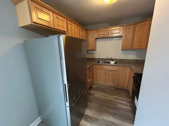 $209,000 | 3400 Seine Court, Hazel Crest, IL 60429