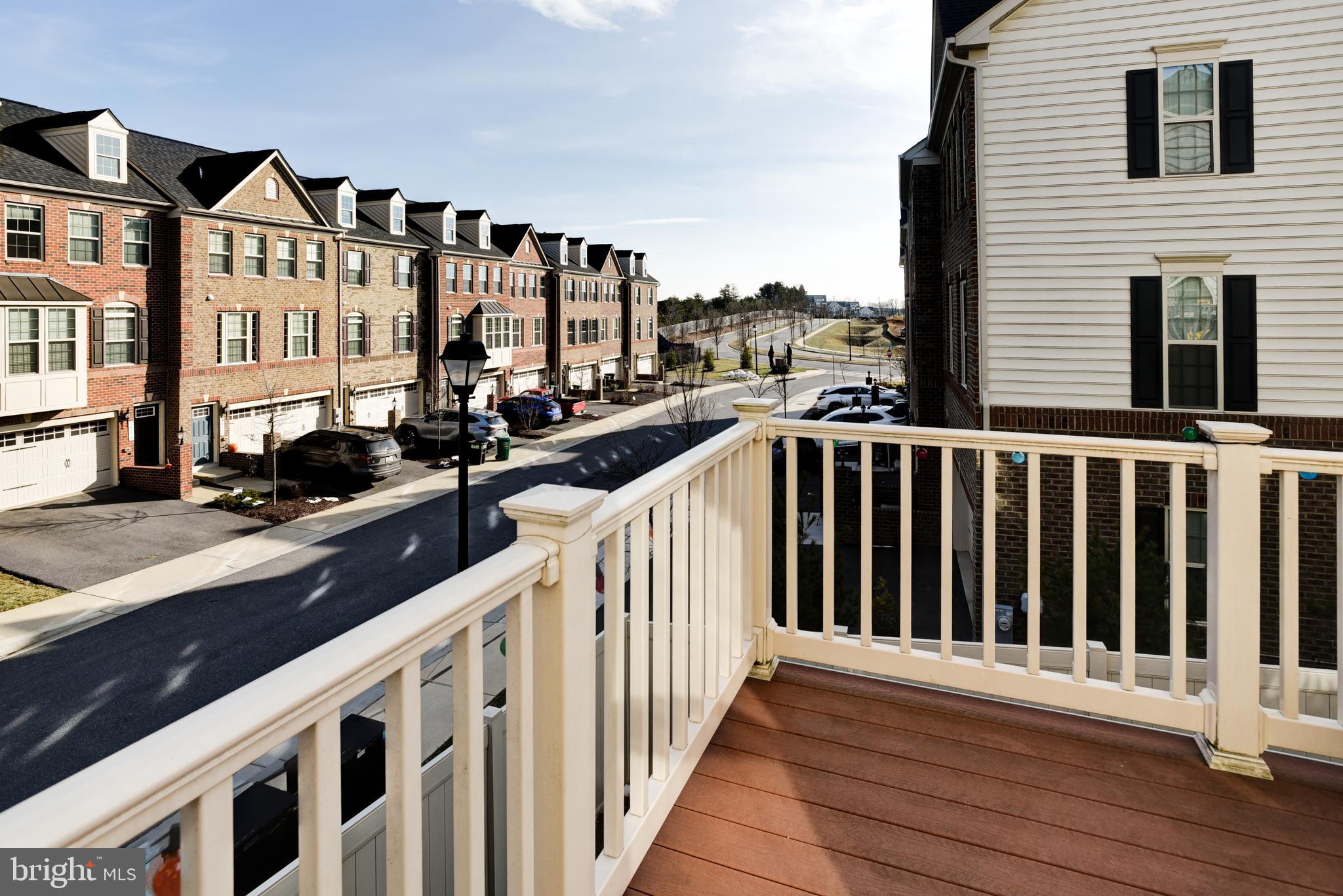 14301 Ridge View Lane Laurel, MD 20707 - Photo 12 of 41 Upper Deck