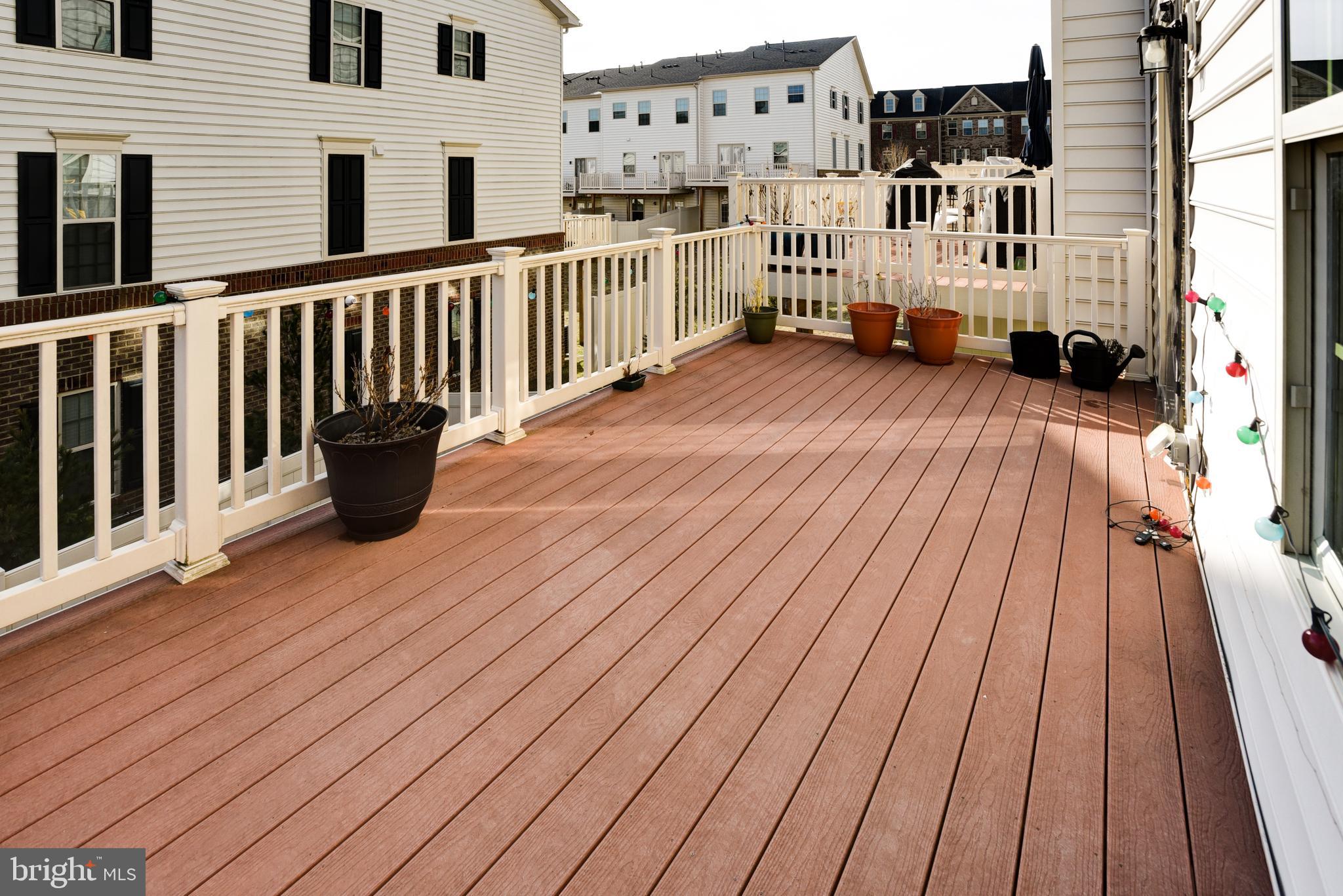 14301 Ridge View Lane Laurel, MD 20707 - Photo 14 of 41 Upper Deck