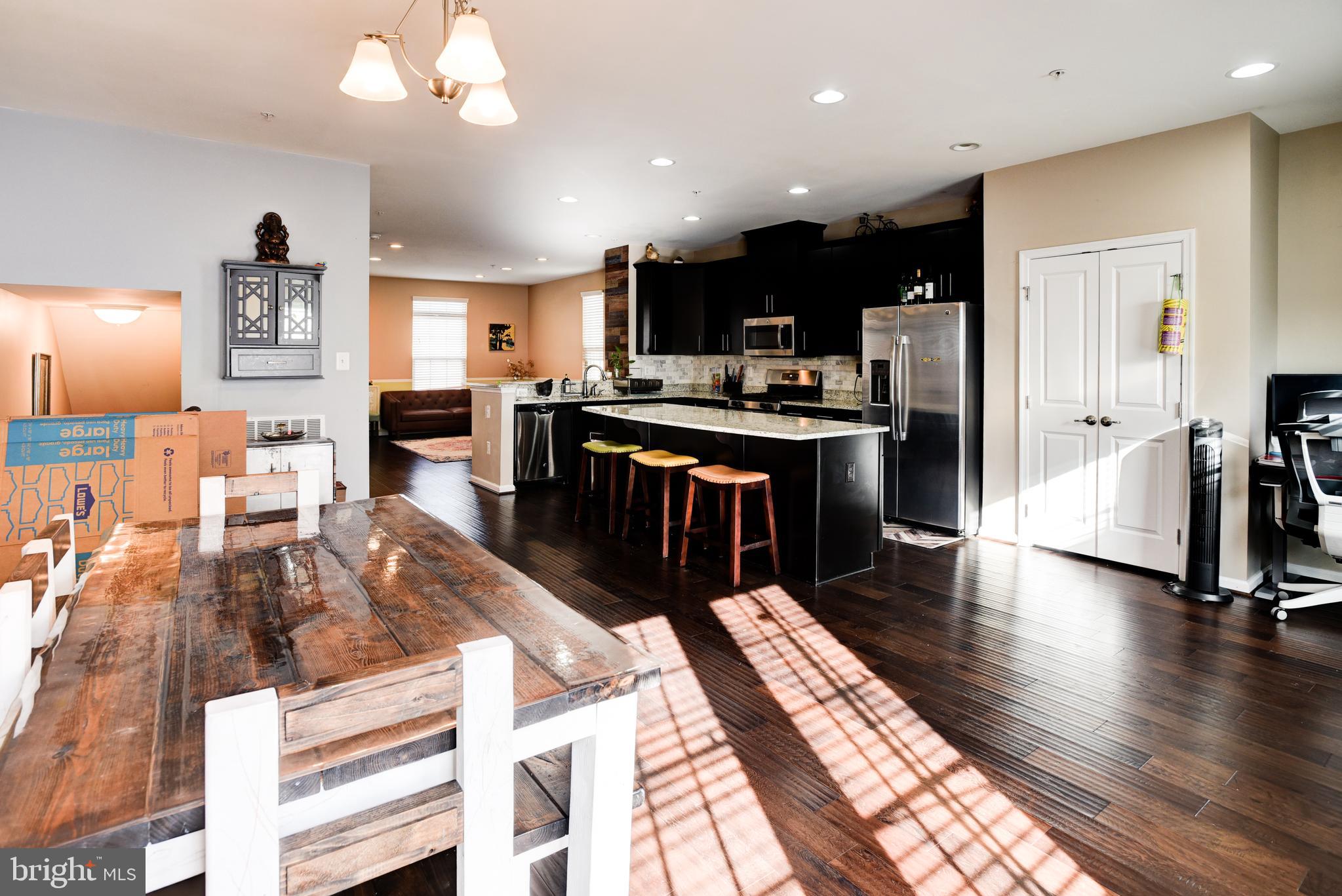 14301 Ridge View Lane Laurel, MD 20707 - Photo 3 of 41 Main Level