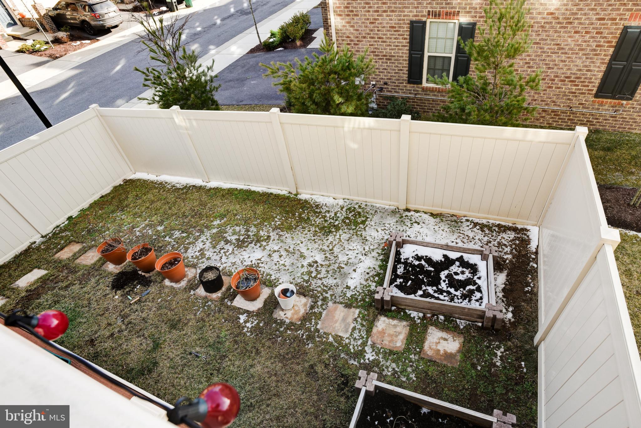 14301 Ridge View Lane Laurel, MD 20707 - Photo 35 of 41 Backyard