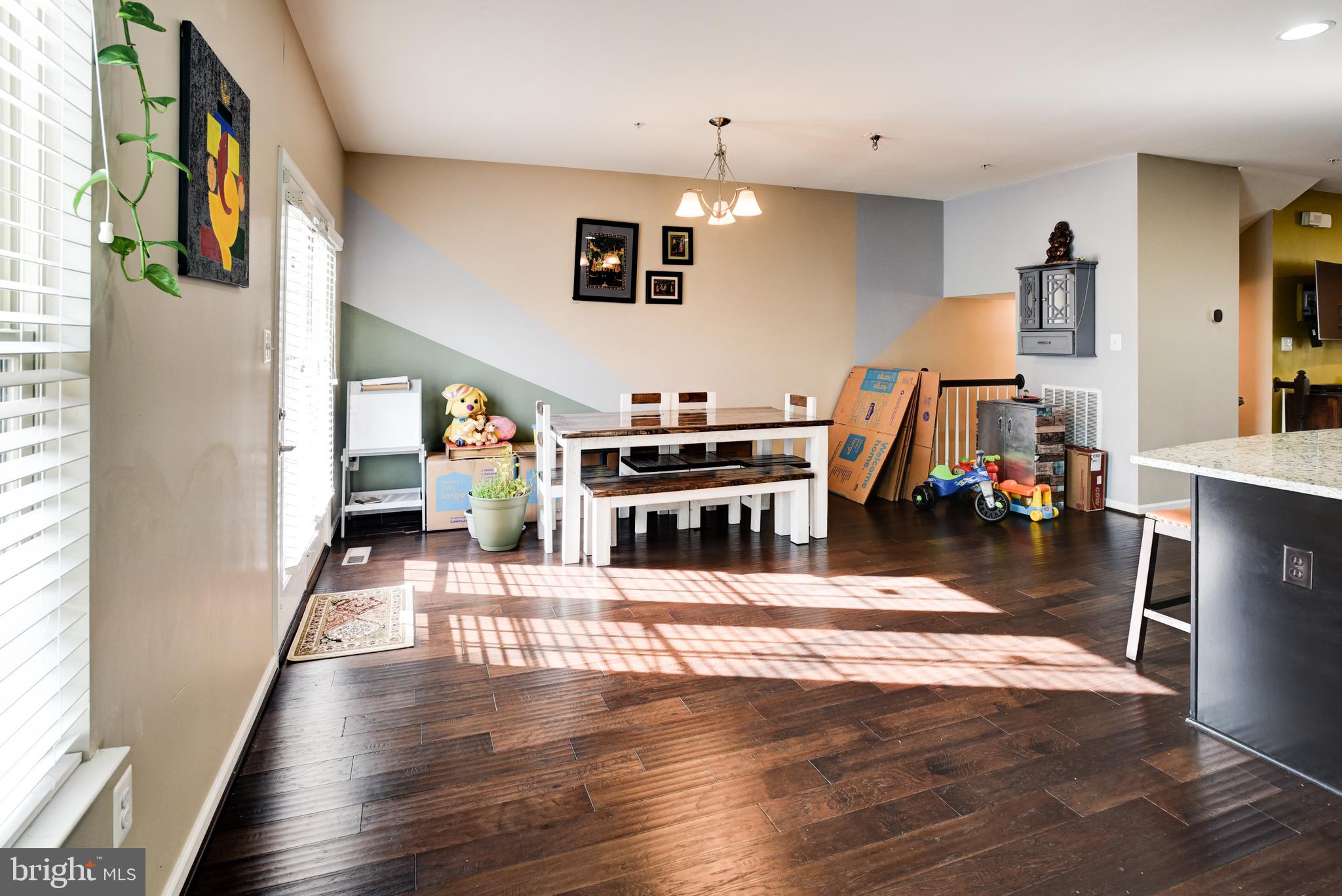 14301 Ridge View Lane Laurel, MD 20707 - Photo 10 of 41 Main Level- Dining Area
