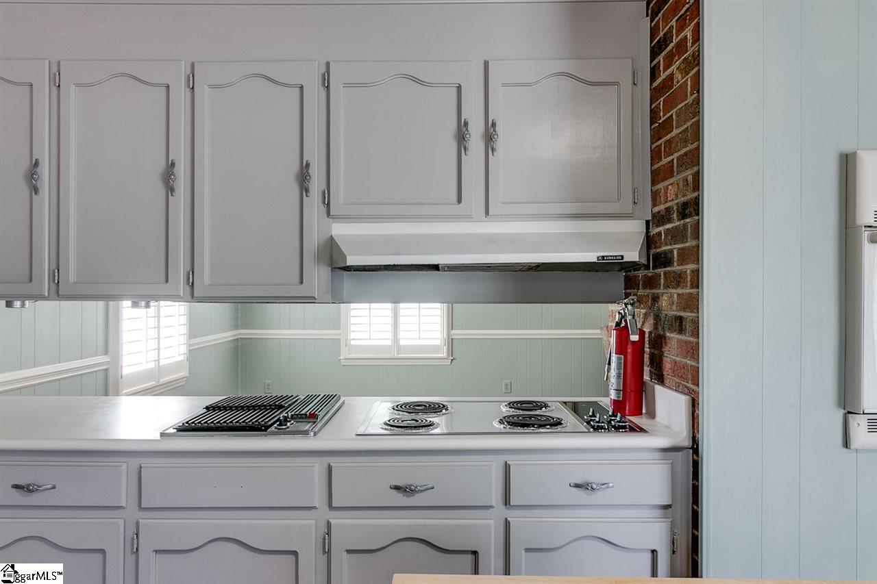 314 Tot Howell Road Greer, SC 29651 - Photo 18 of 36