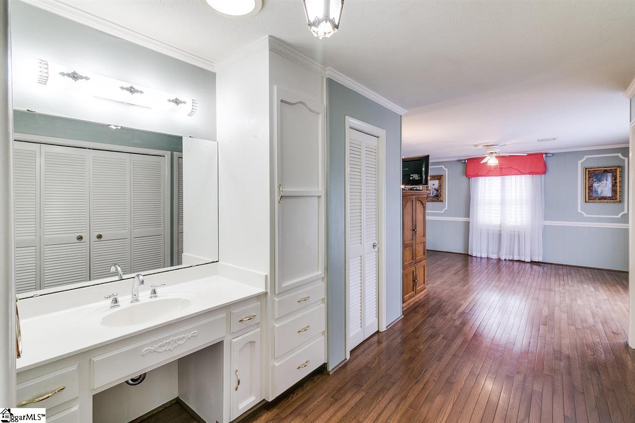 314 Tot Howell Road Greer, SC 29651 - Photo 22 of 36