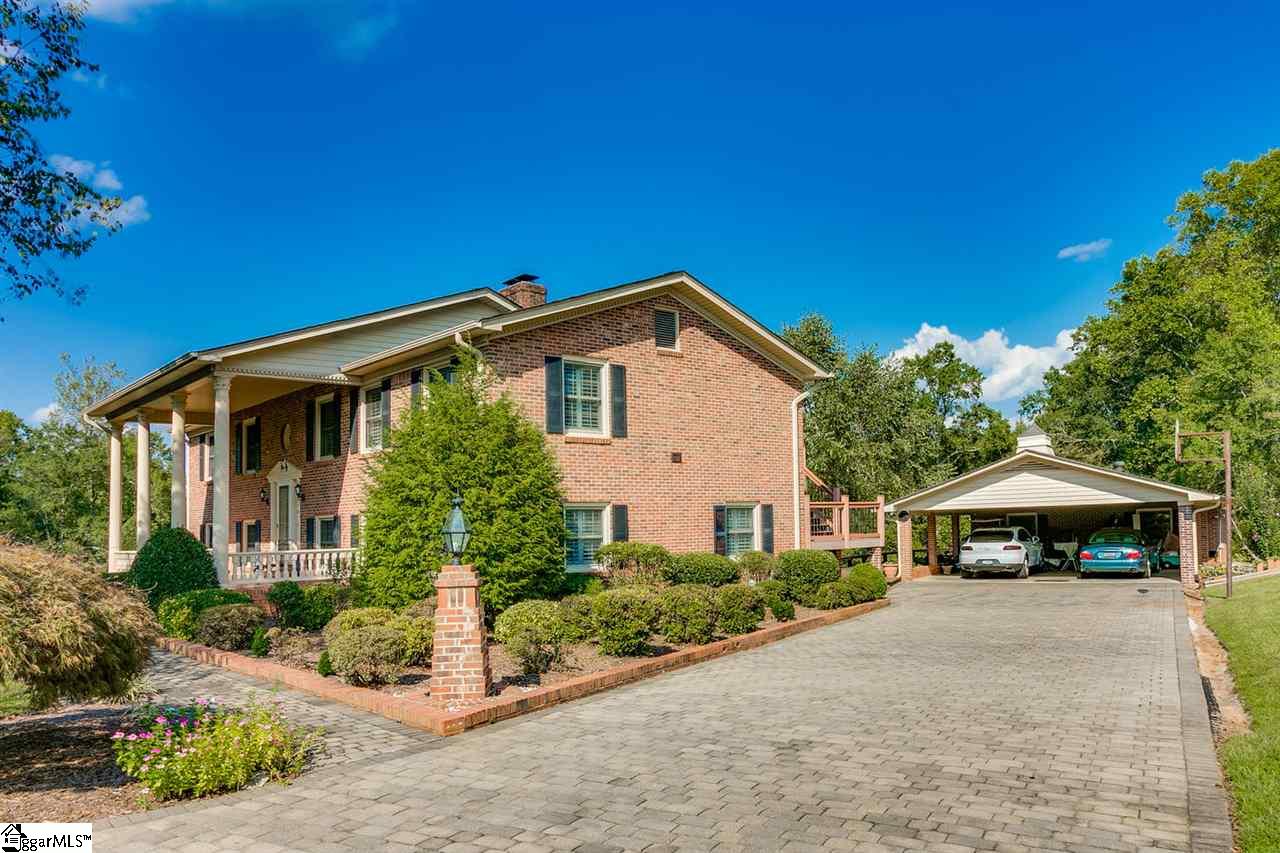 314 Tot Howell Road Greer, SC 29651 - Photo 4 of 36