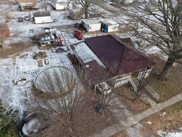 $49,900 | 106 East North Street, Sesser, IL 62884