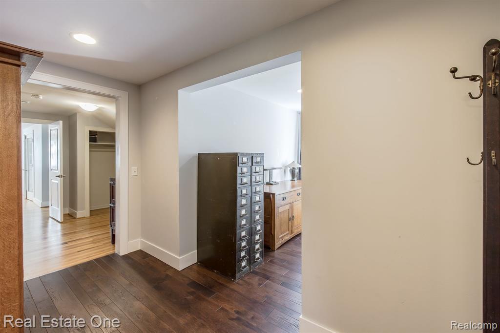 124 Ferndale Avenue Rochester, MI 48307 - Photo 23 of 49