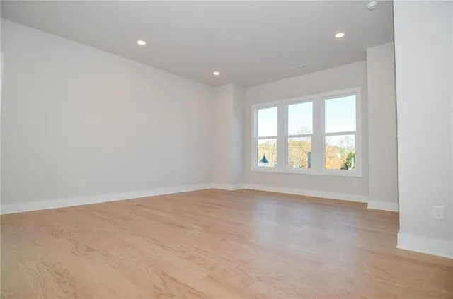 $4,000 | 2316 Mockernut Trail, Smyrna, GA 30080