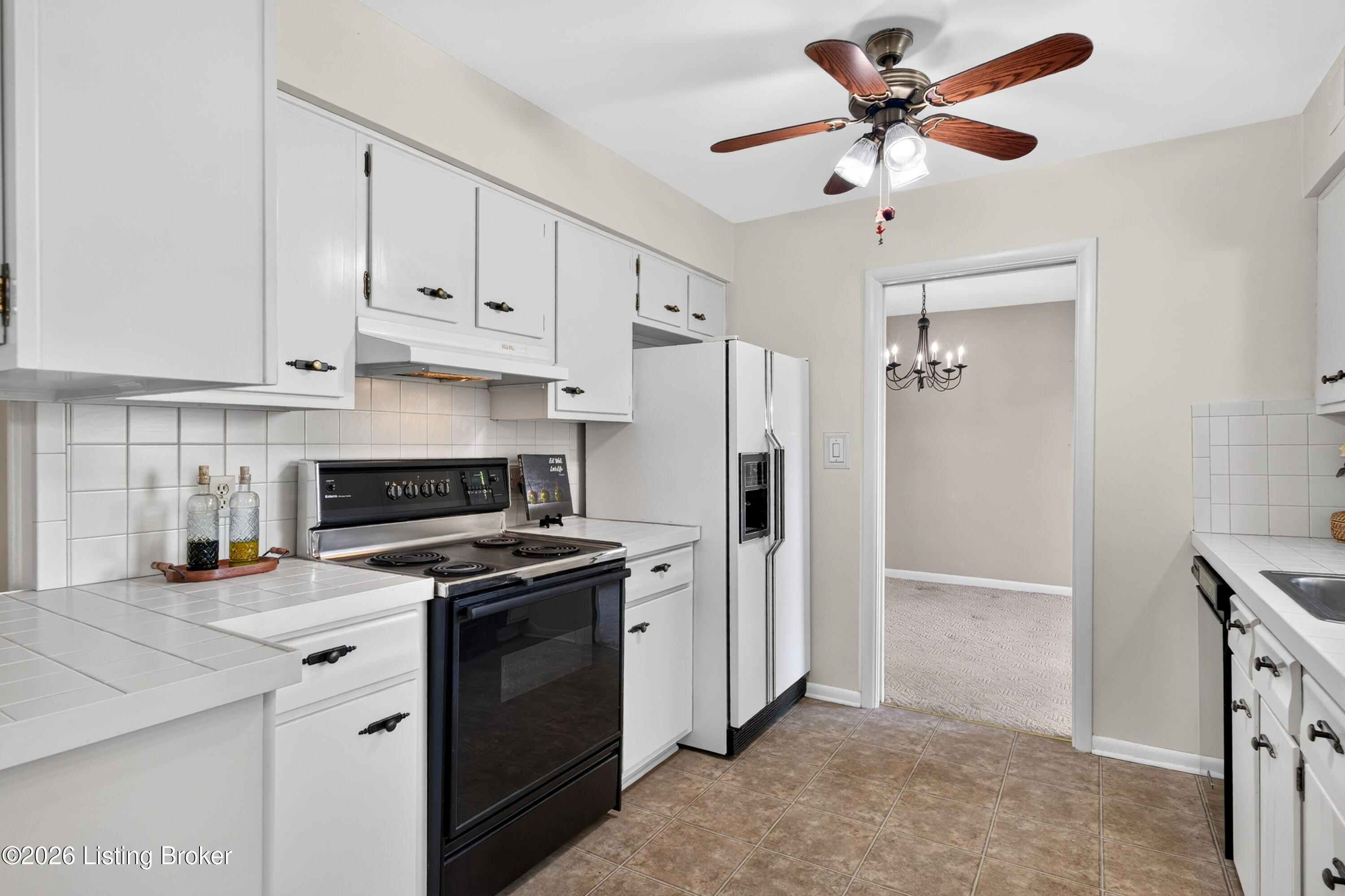 7203 Boxwood Road Louisville, KY 40222 - Photo 16 of 56 Kitchen