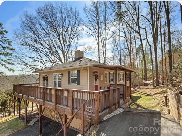 $995,000 | 502 Long Shoals Road, Arden, NC 28704