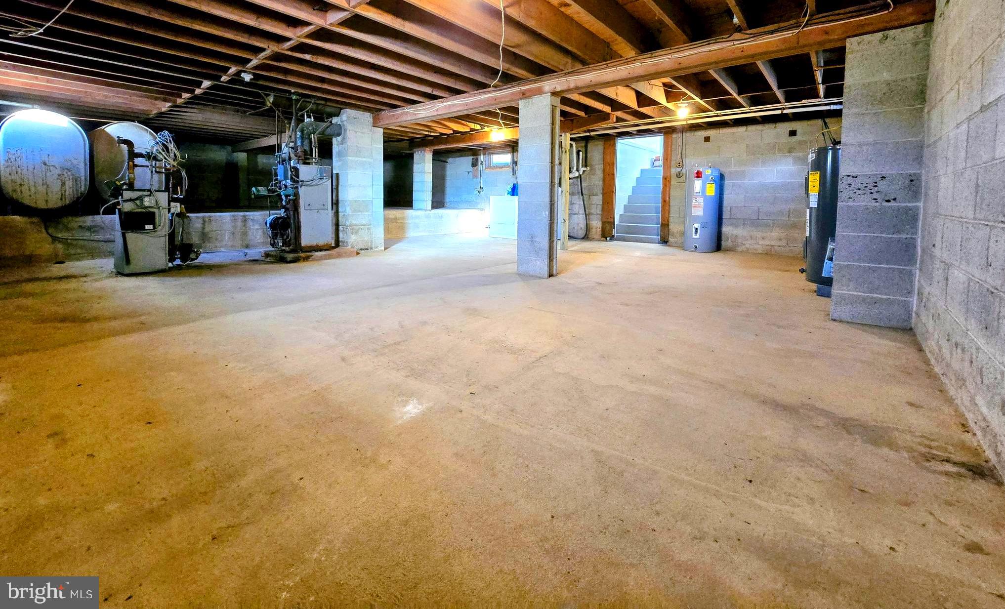 8445 North Old State Road Lincoln, DE 19960 - Photo 23 of 32 a view of under construction room and staircase