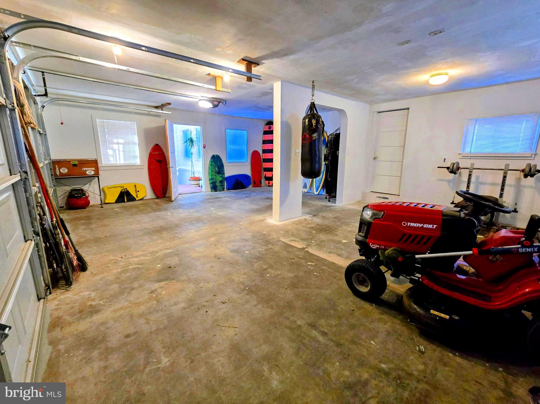 8445 North Old State Road Lincoln, DE 19960 - Photo 25 of 32 a room with gym equipment and a window