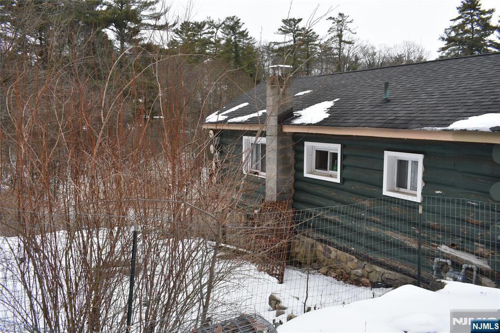 71 Dockerty Hollow Road West Milford, NJ 07480 - Photo 4 of 4